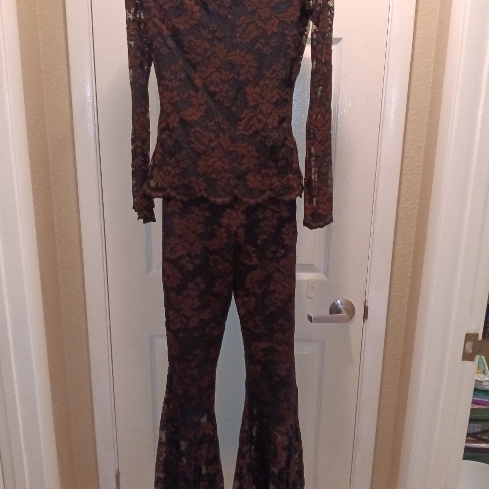 Vintage Casadei Set  Black  Brown Lace Off-Shoulder Top & Flared Pants Sz S - Picture 5 of 15